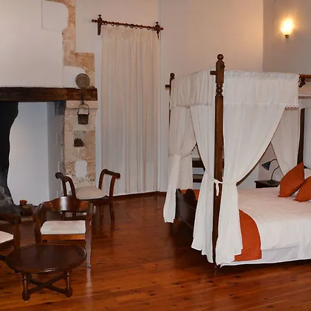 Amphora Hotel 3*